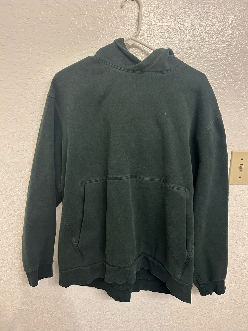lululemon athletica Men's Dark Green Hoodie Sweatshirt